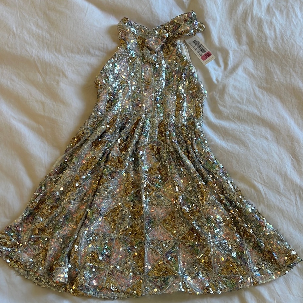 Gorgeous sequin girls dress